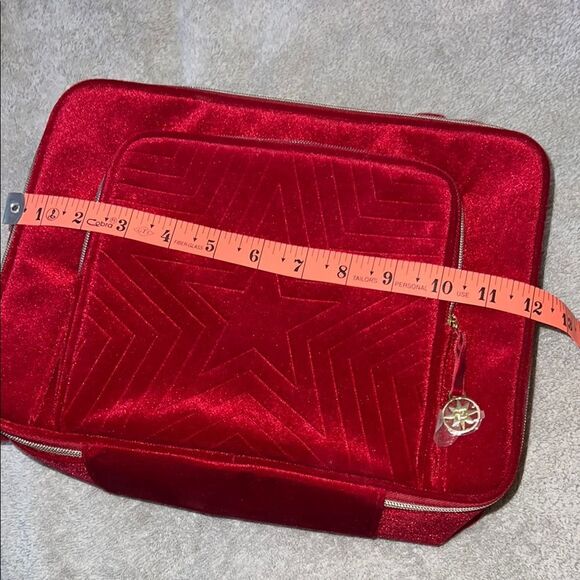 Vibrant Red Cometic Bag Trio - Picture 9 of 16